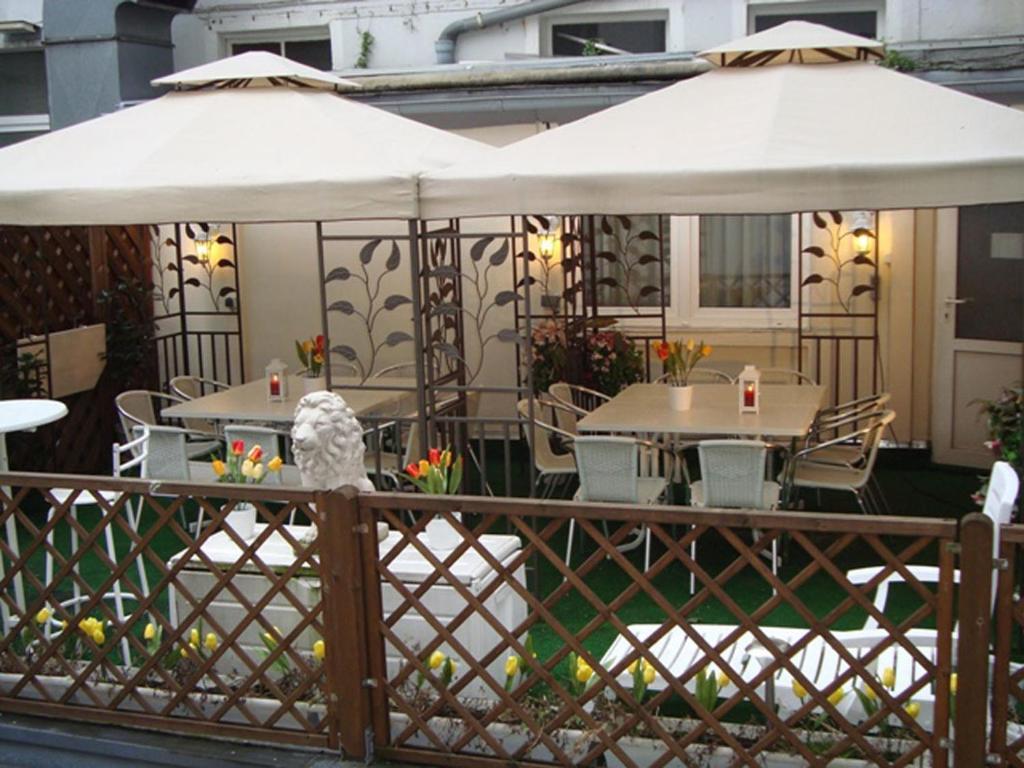 Central Budget Hotel Bonn Eksteriør billede