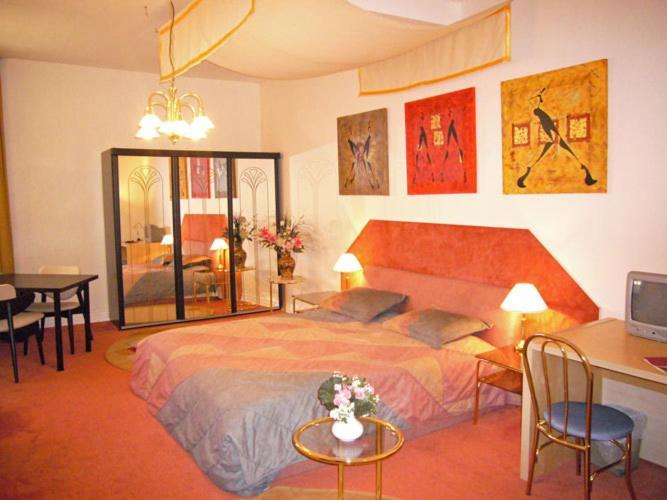 Central Budget Hotel Bonn Værelse billede